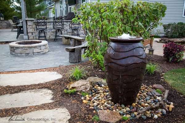 Scalloped Urn 32" H (81 cm)